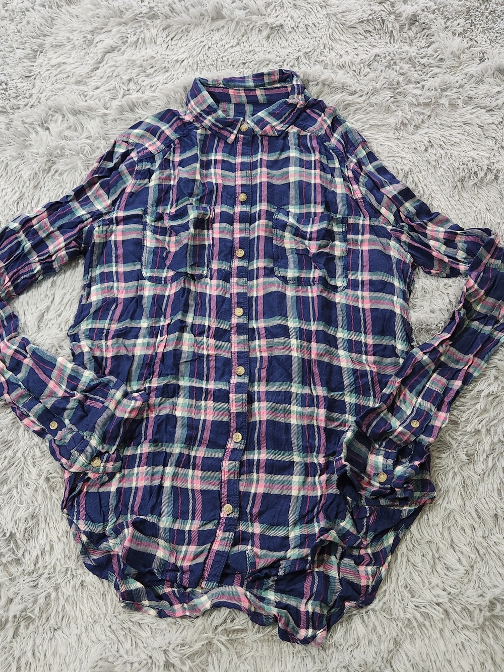 Abercrombie & Fitch Pink and Blue Plaid Button Down Long Sleeve Shirt